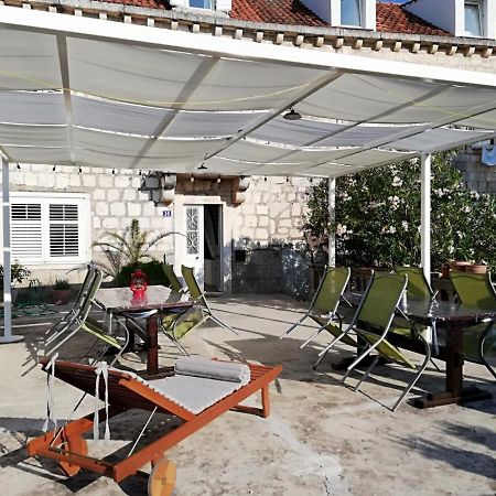 Apartmani Stones Sutivan I Exterior photo